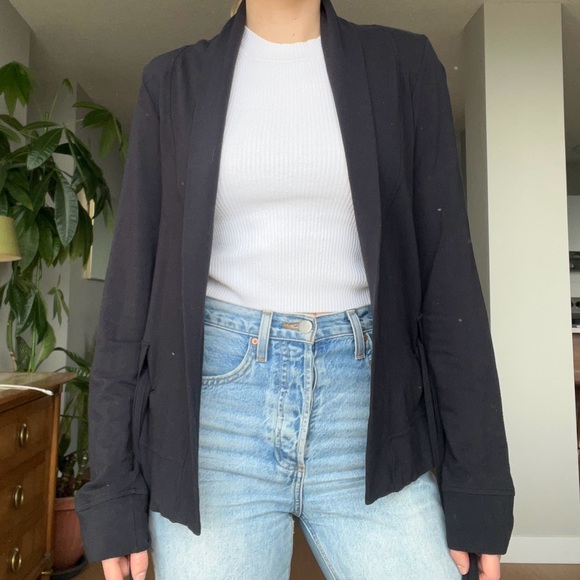 Lululemon Wrap Tie-Up Black Cardigan - Picture 5 of 8